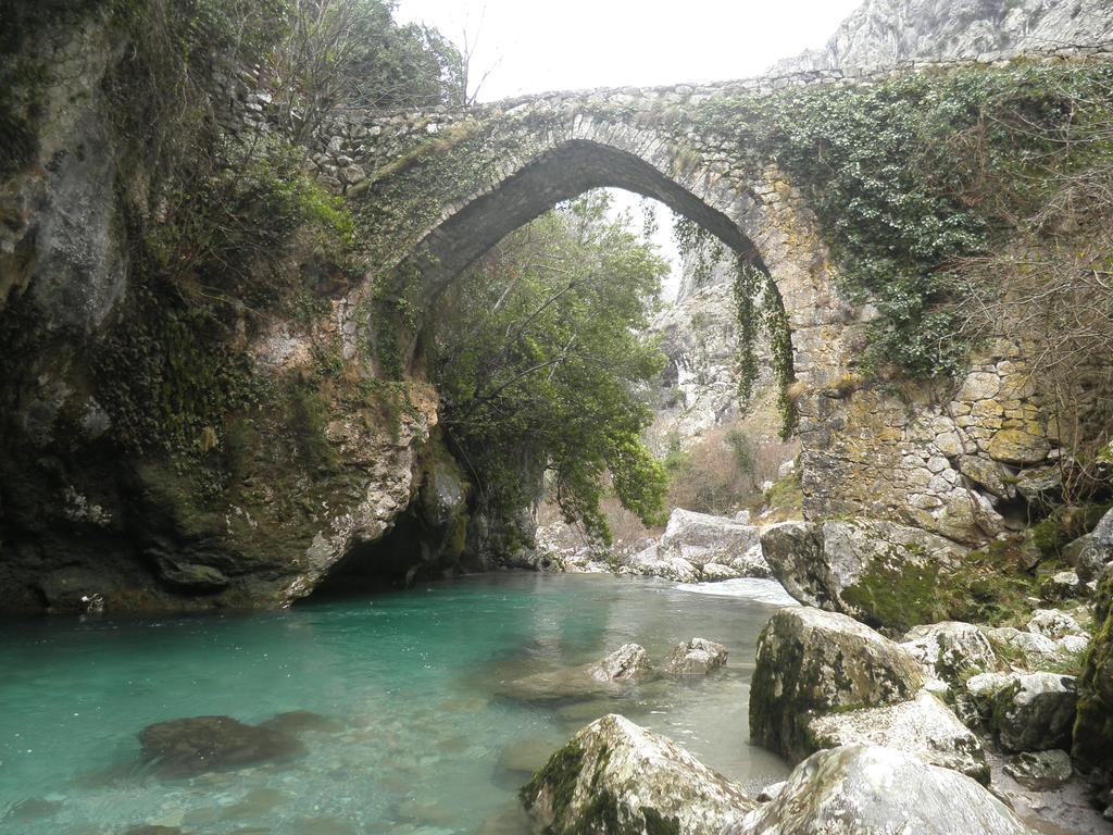 Hotel Garganta Del Cares Poncebos Zewnętrze zdjęcie