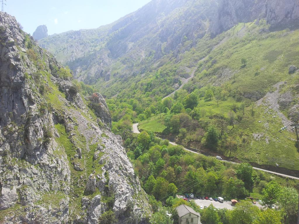 Hotel Garganta Del Cares Poncebos Zewnętrze zdjęcie
