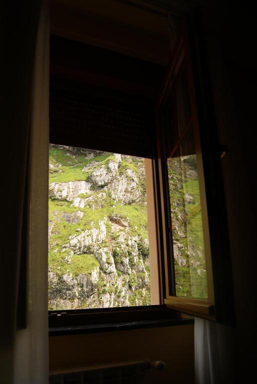 Hotel Garganta Del Cares Poncebos Pokój zdjęcie