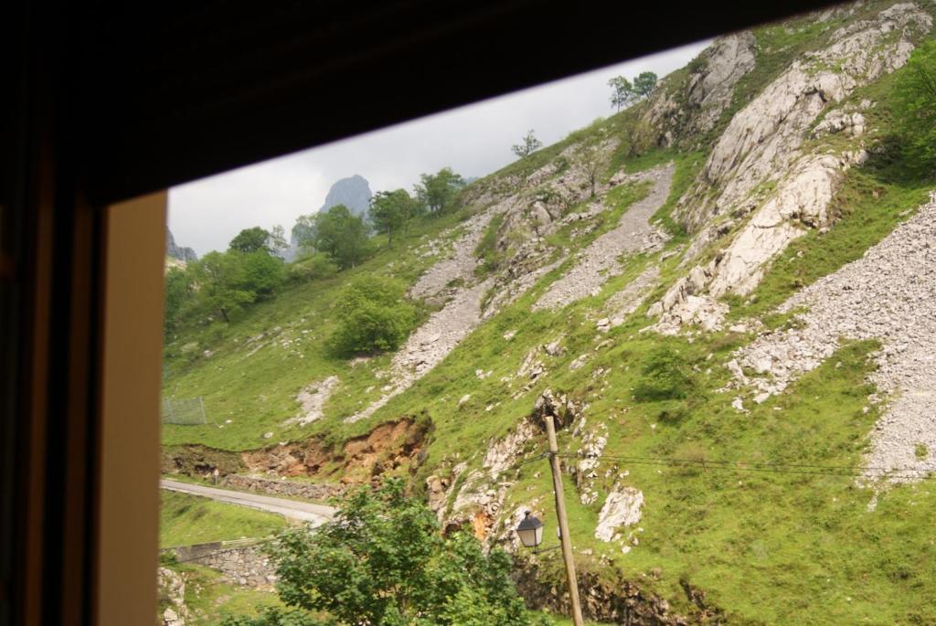 Hotel Garganta Del Cares Poncebos Pokój zdjęcie